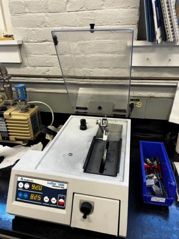 IsoMet Low Speed Precision Cutter - Buehler - Metallography Equipment &  Supplies for Sample Preparation